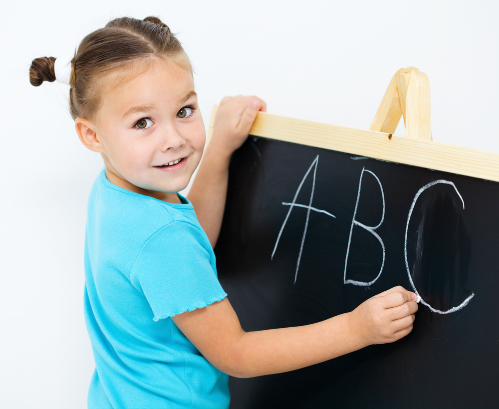 Üben Sie das englische Alphabet mit lustigen Liedern