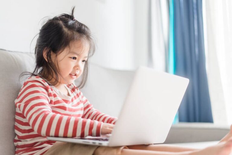 아이의 언어 장벽을 어떻게 깨나요?