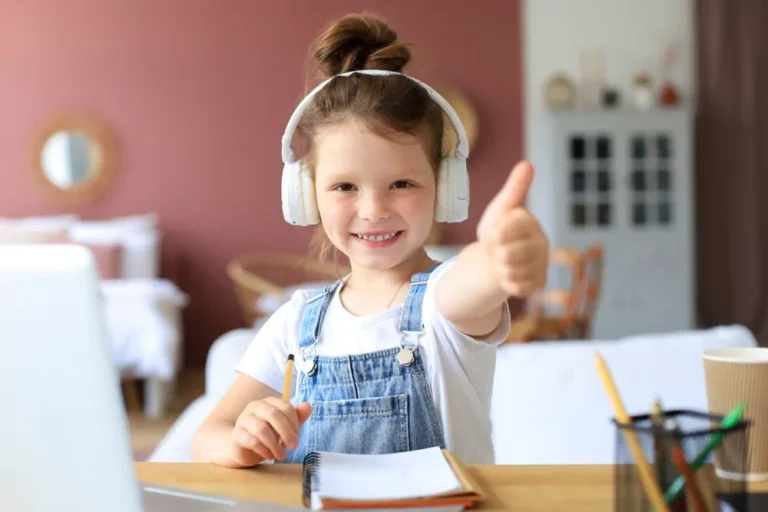Okul öncesi online İngilizce dersleri faydalı mı?