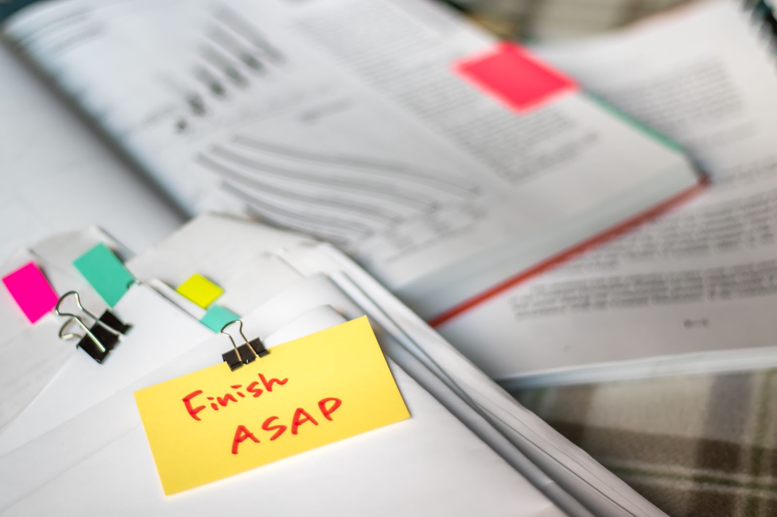 ASAP kısaltmalı sarı çıkartma